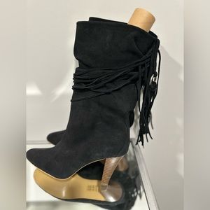 NWOT black suede-like slouchy heeled boots with tassels size 8.5